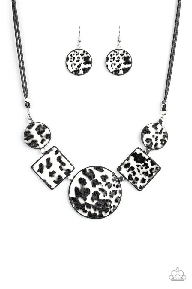 Paparazzi Necklace ~ Here Kitty Kitty - White